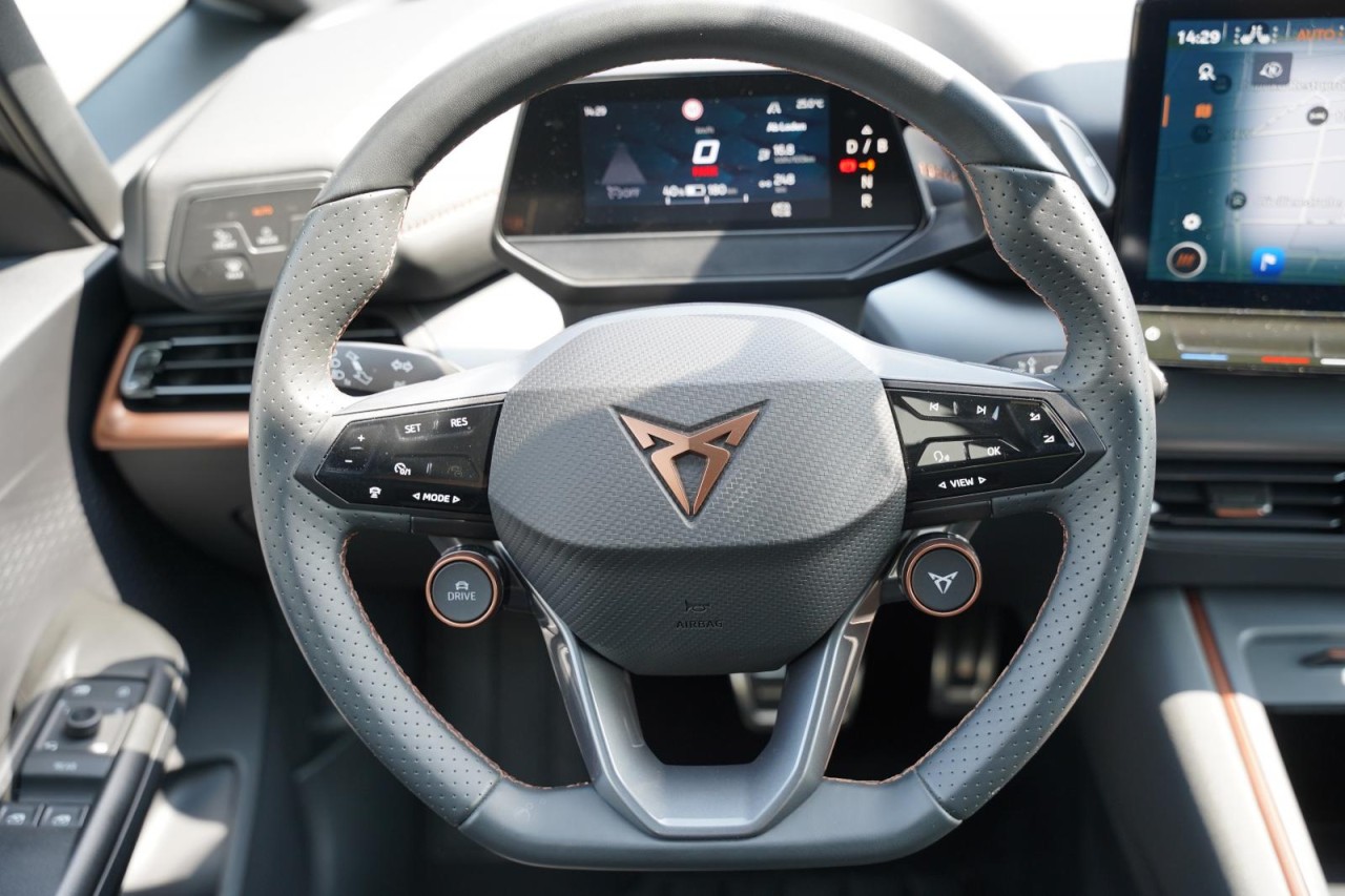 
								Cupra Born 82 kWh Navi VZE Klima SHZ RFK full									