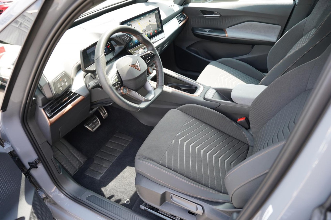 
								Cupra Born 82 kWh Navi VZE Klima SHZ RFK full									