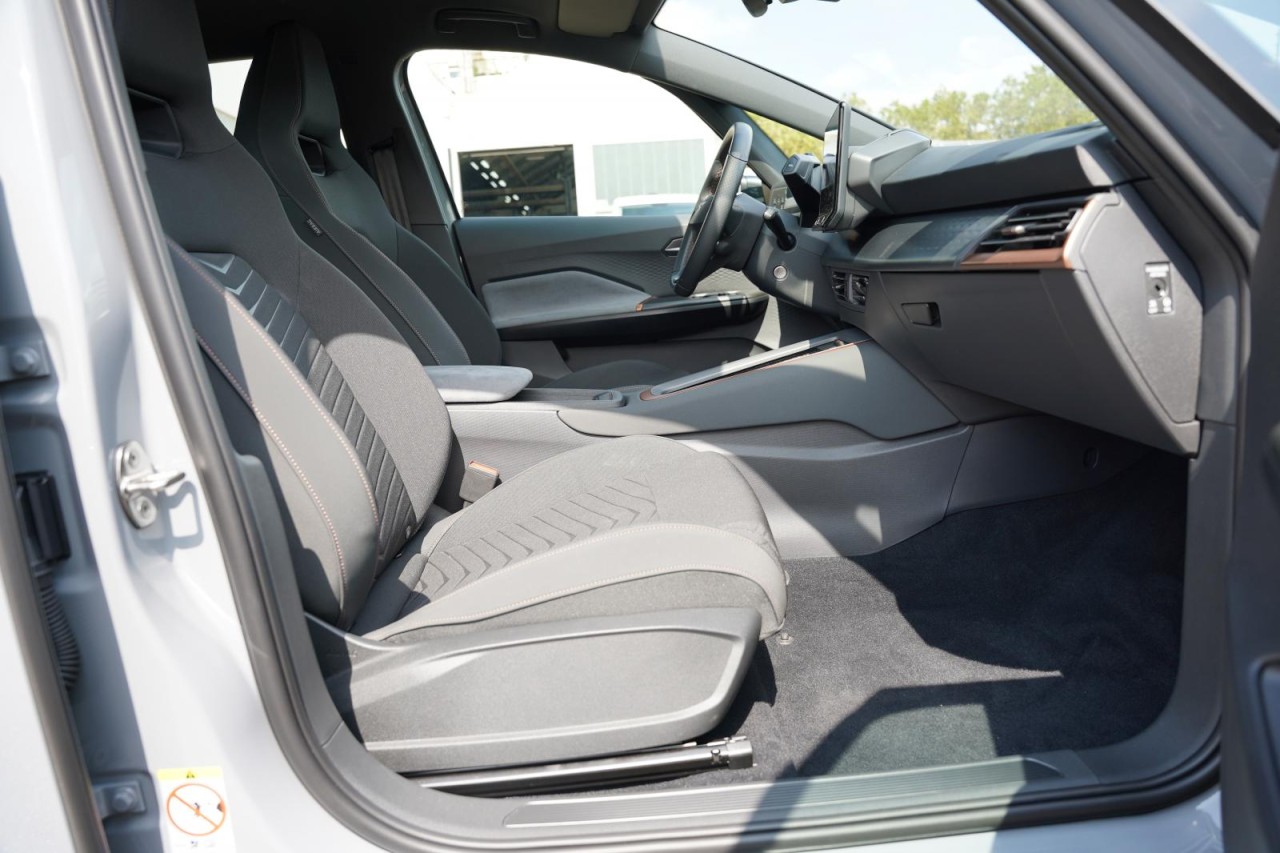 
								Cupra Born 82 kWh Navi VZE Klima SHZ RFK full									
