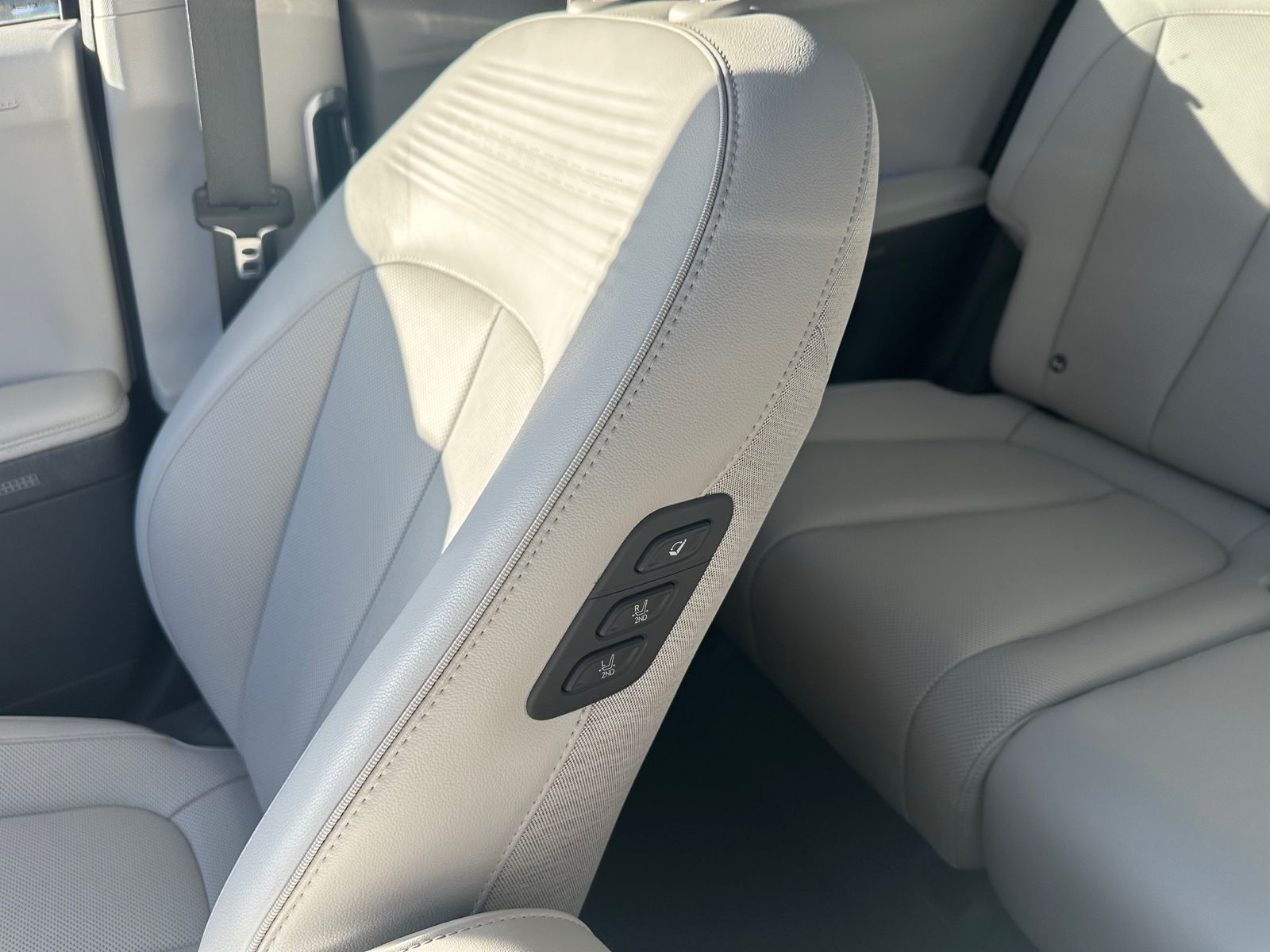 
								HYUNDAI IONIQ 5  73 KWH – 306CH EXECUTIVE HTRAC full									