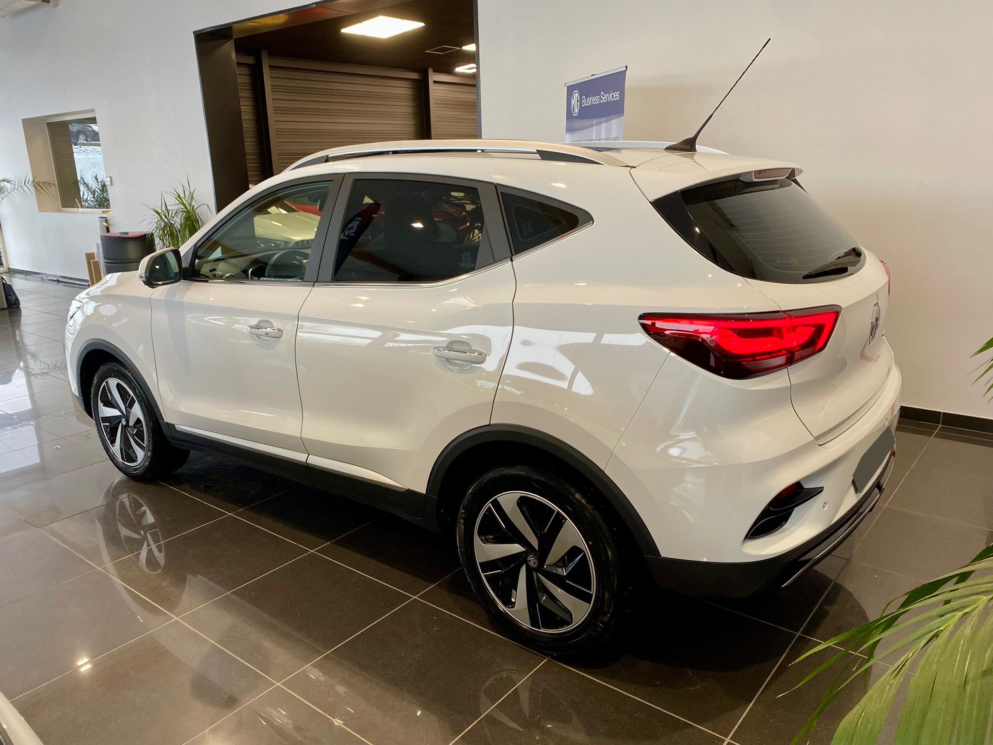 
								MG MG ZS II EV AUTONOMIE ETENDUE 70KWH 115 KW 2WD LUXURY full									