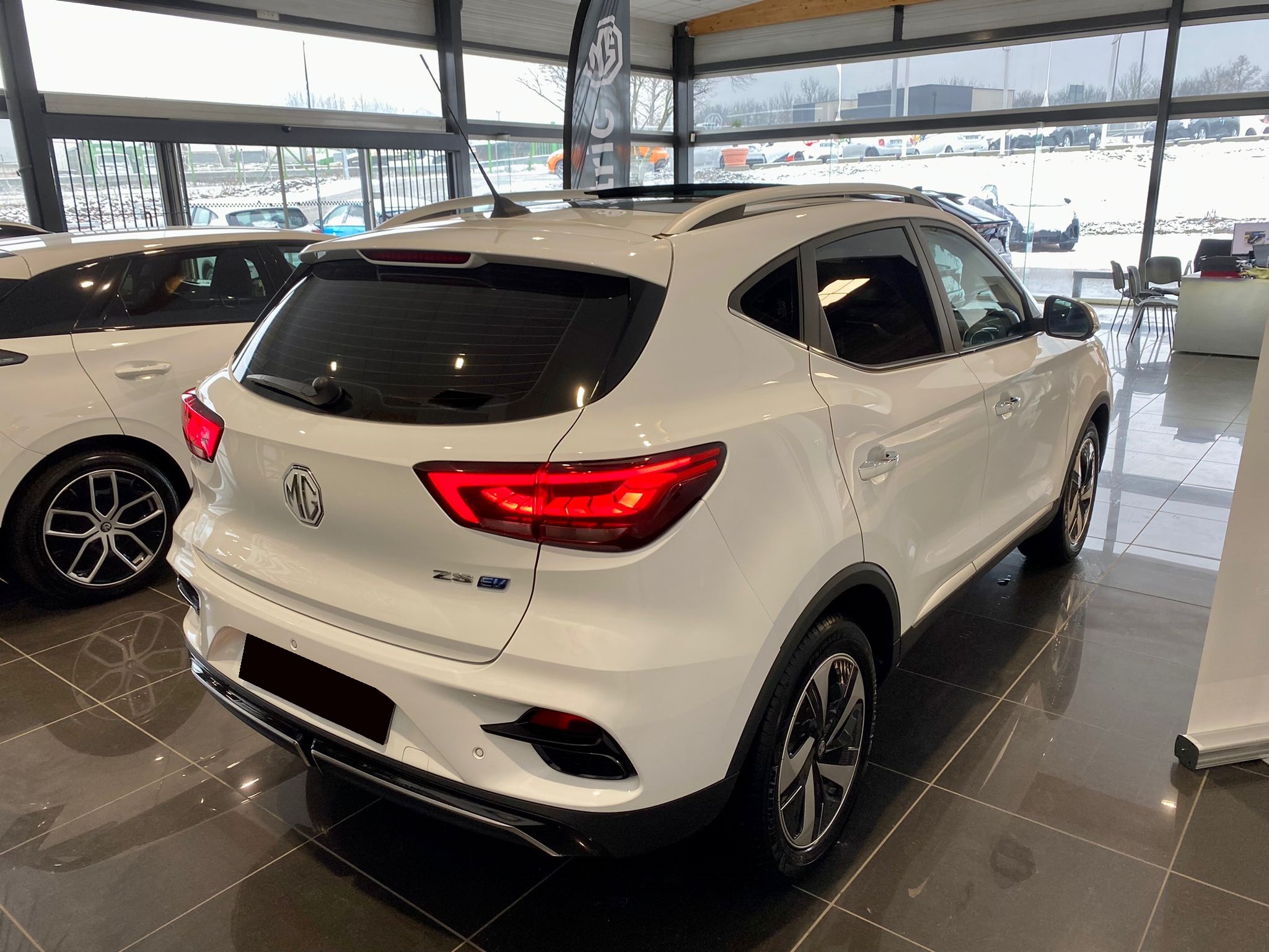 
								MG MG ZS II EV AUTONOMIE ETENDUE 70KWH 115 KW 2WD LUXURY full									