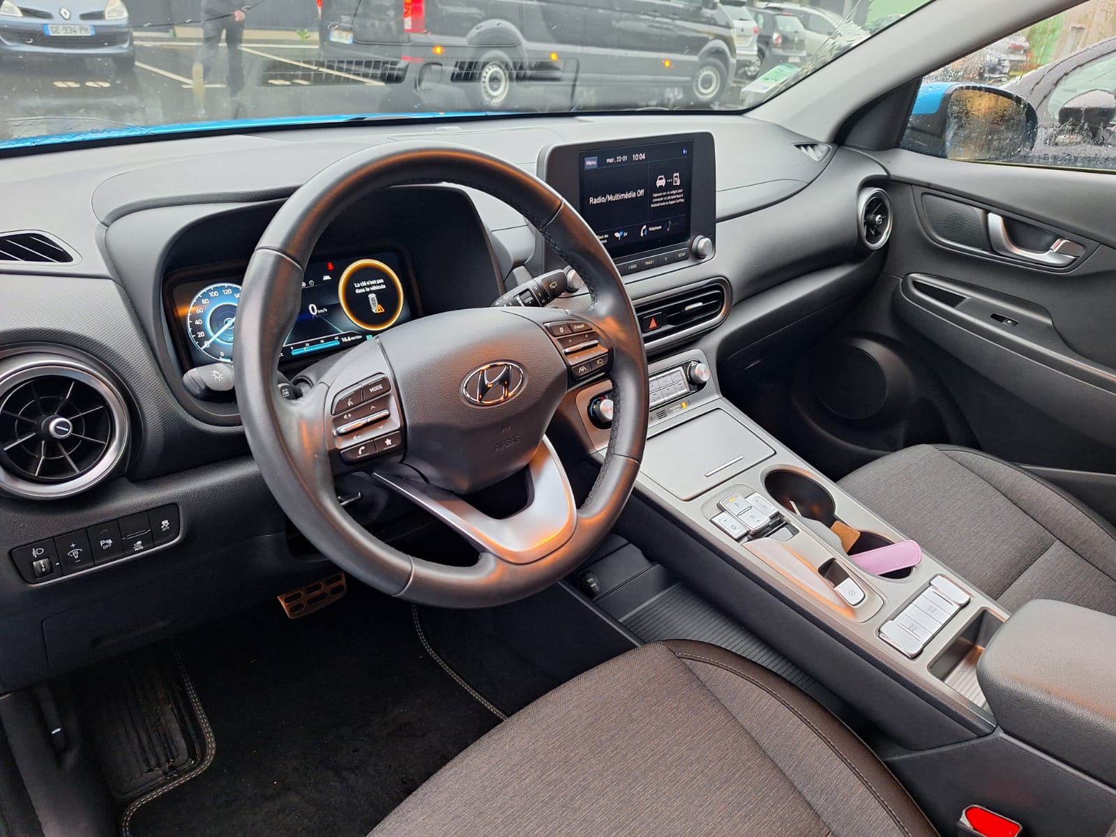
								HYUNDAI Kona full									