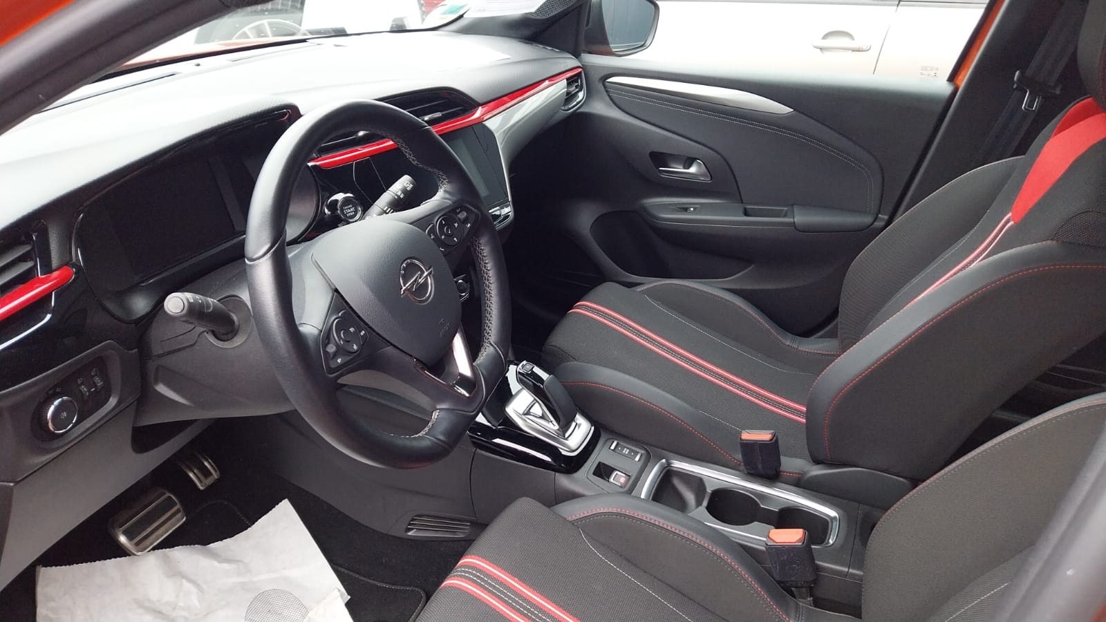 
								OPEL CORSA VI MOTEUR ELECTRIQUE 136 CORSA-E EDITION 50 KWH full									