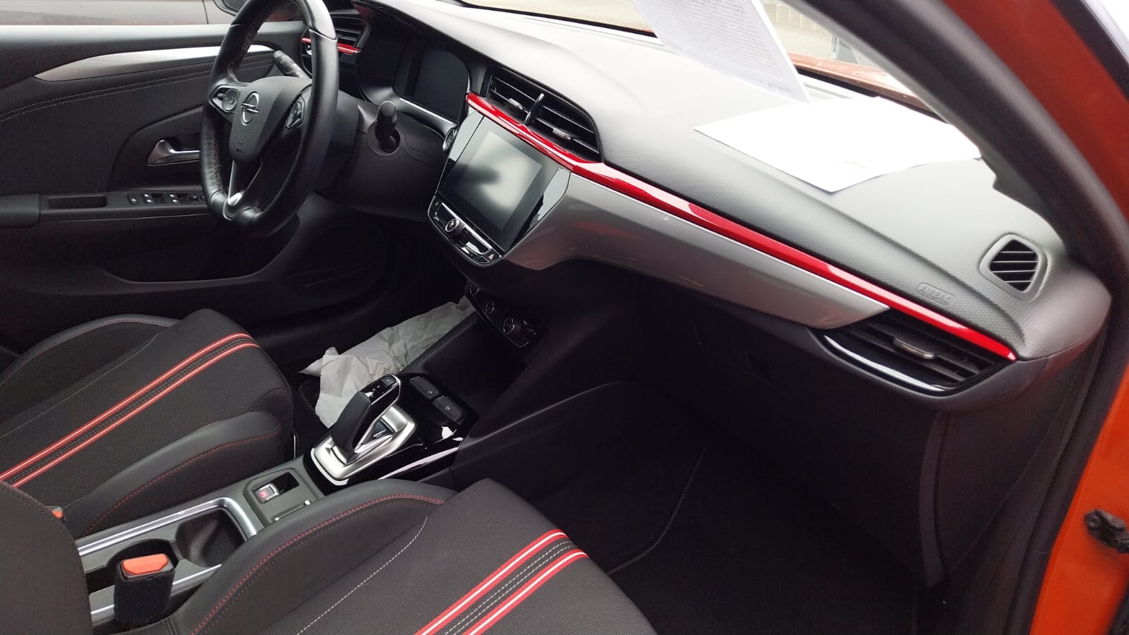 
								OPEL CORSA VI MOTEUR ELECTRIQUE 136 CORSA-E EDITION 50 KWH full									