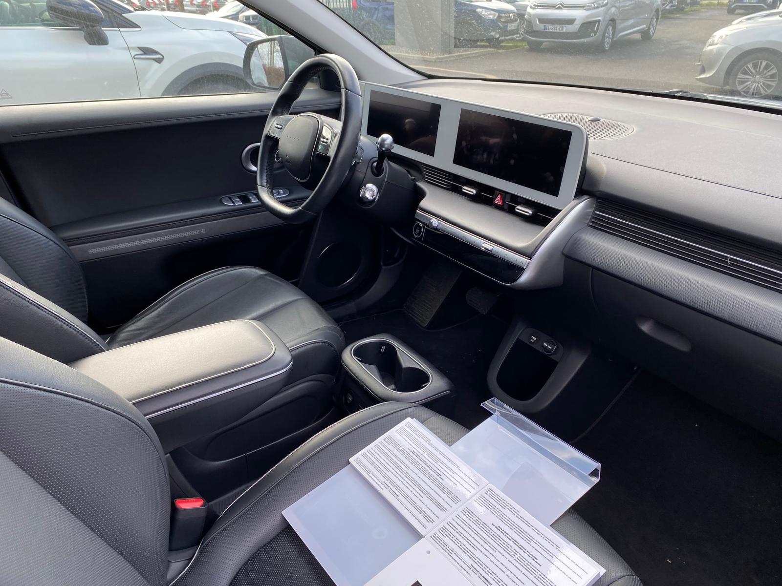 
								Hyundai Ioniq 77 kWh – 229ch Executive) full									