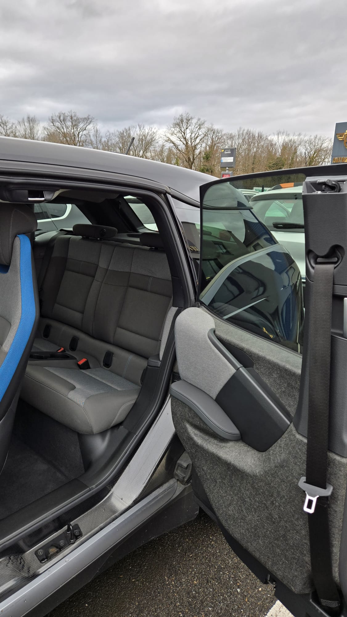 
								BMW i3 phase II 170ch 120Ah Edition WindMill Atelier GPS full									