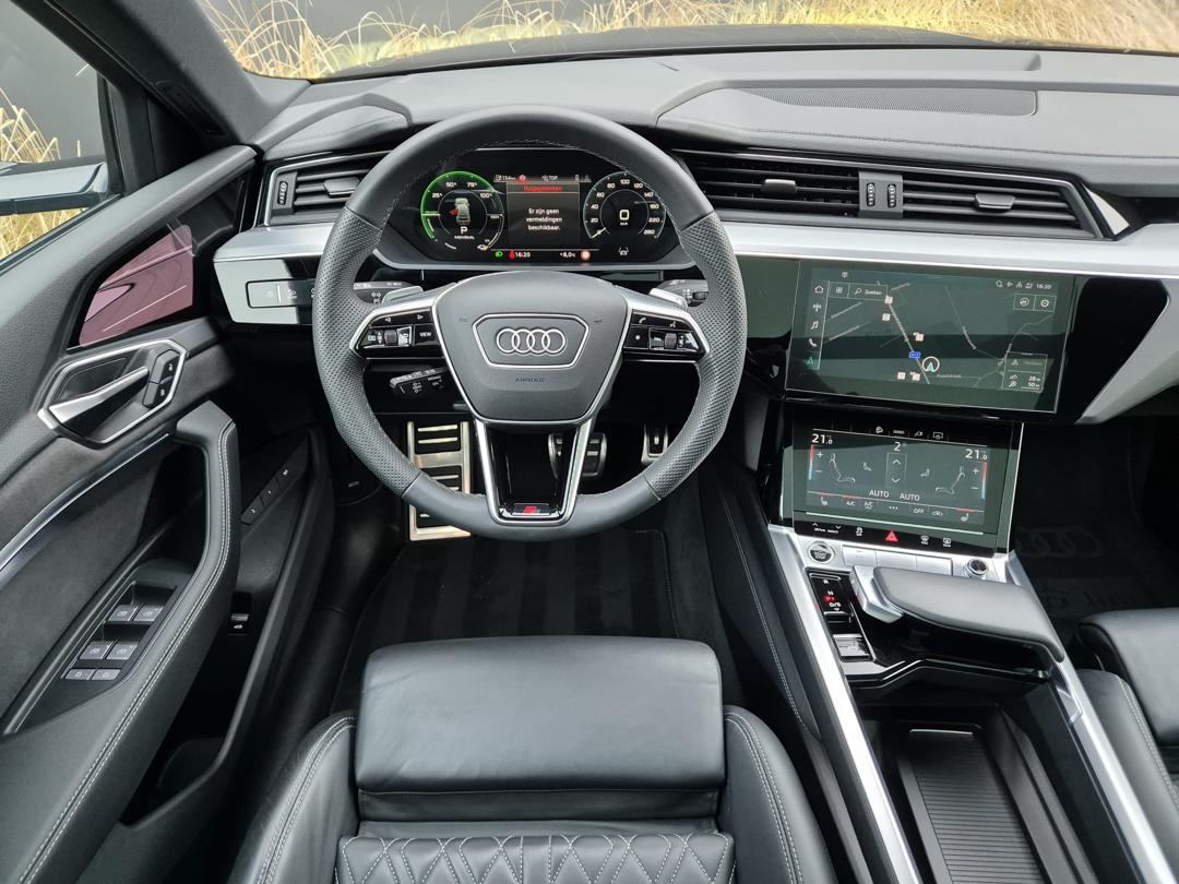 
								2023 Audi Q8 e-tron **VERKOCHT** full									