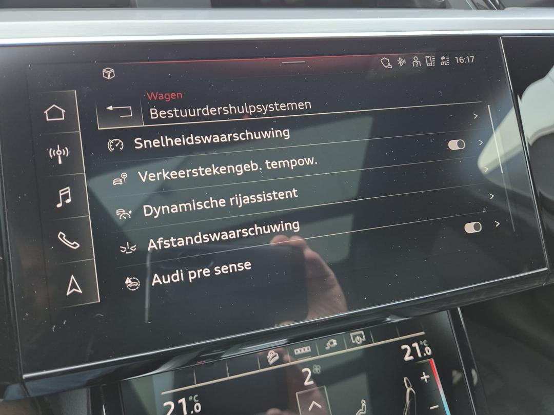 
								2023 Audi Q8 e-tron **VERKOCHT** full									