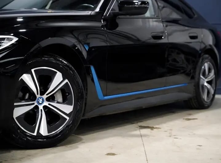 
								BMW i4 EDRIVE40 340 BUSINESS  DESIGN BVA 83.9 KWH full									