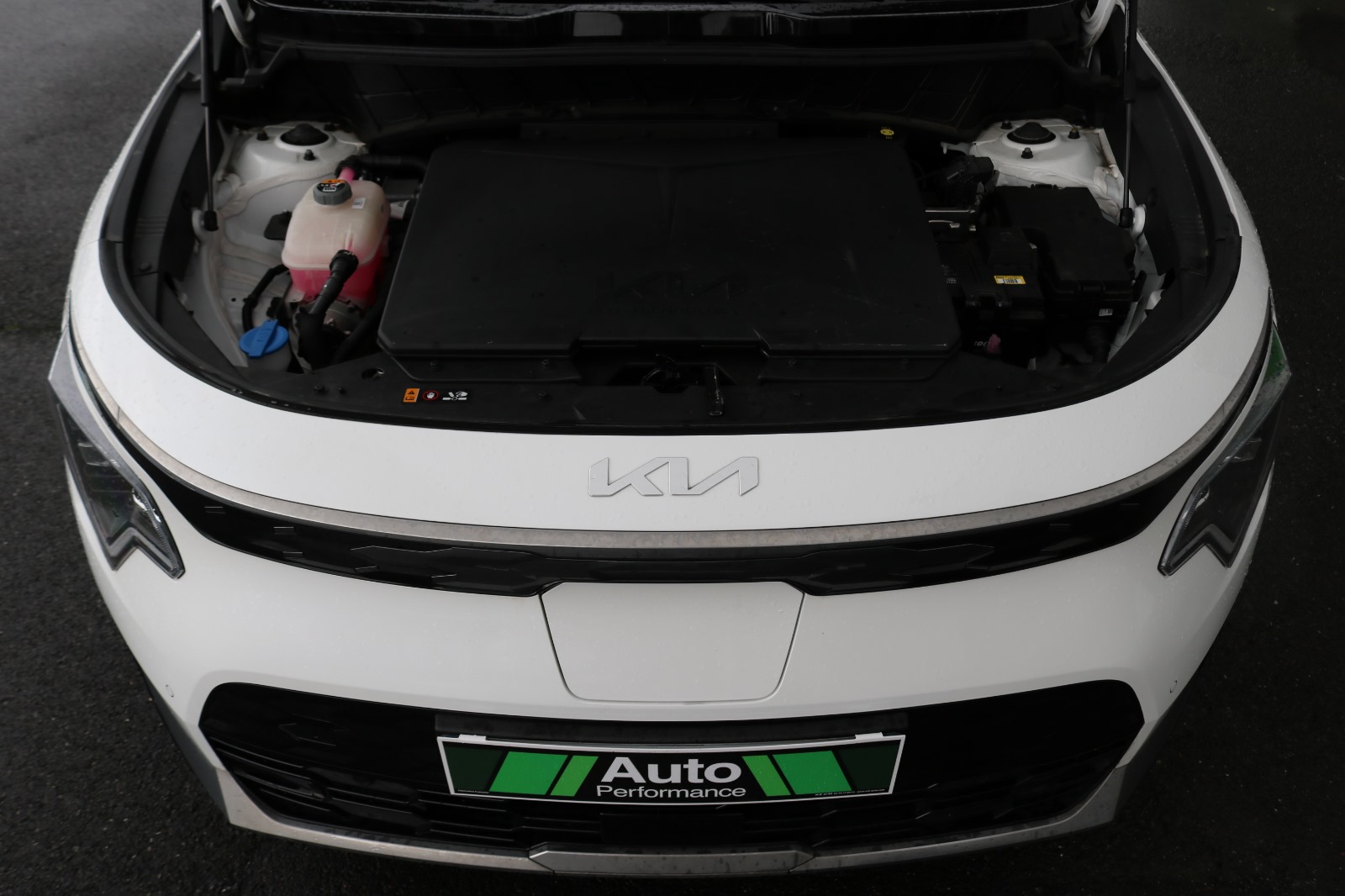
								KIA NIRO full									