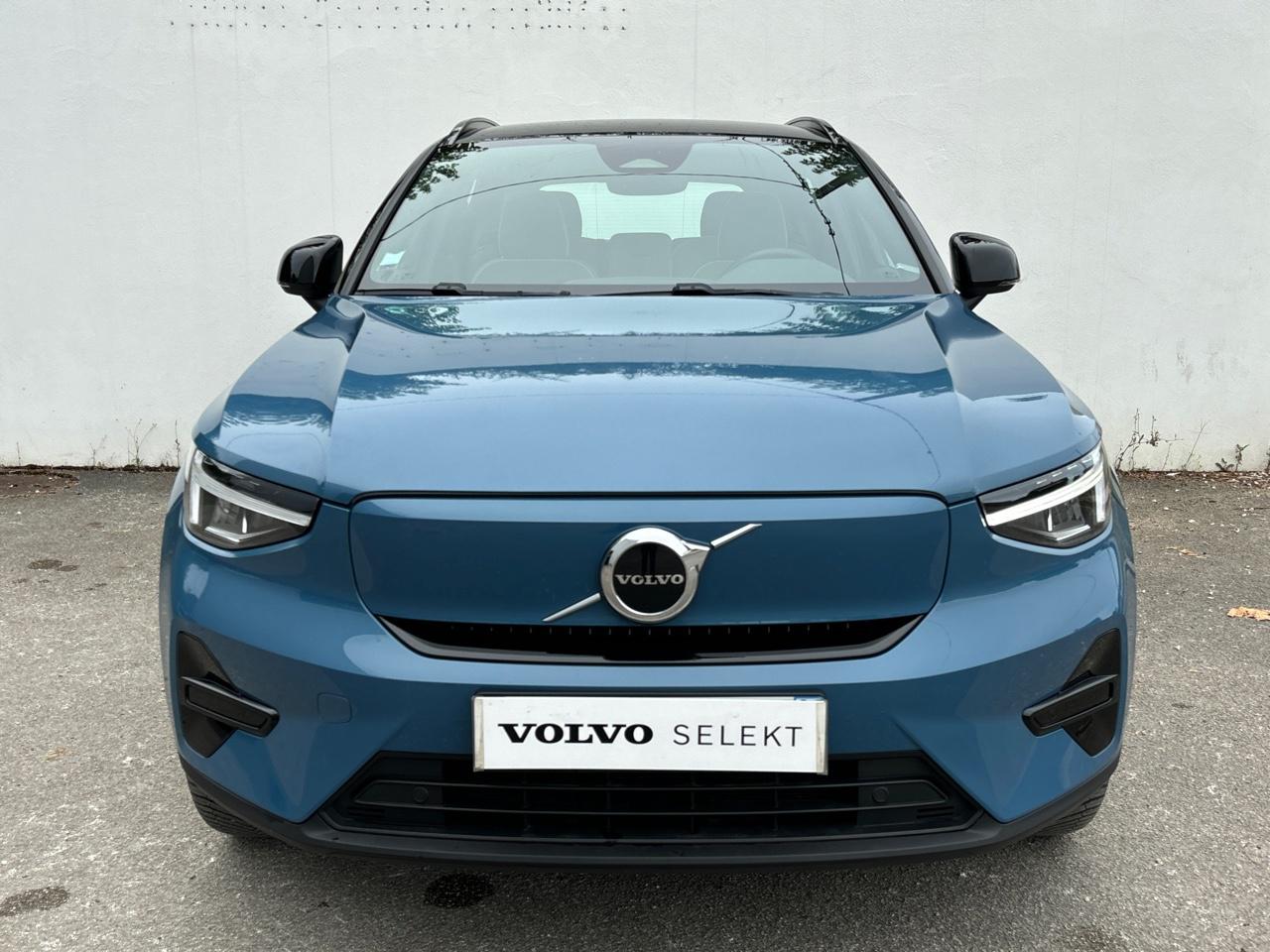 
								VOLVO XC40 RECHARGE TWIN AWD 408 1EDT PLUS 78 KWH full									