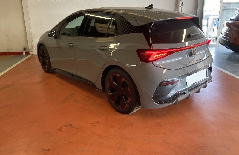 
								CUPRA BORN 230 CH – BATTERIE L VZ 62 KWH full									