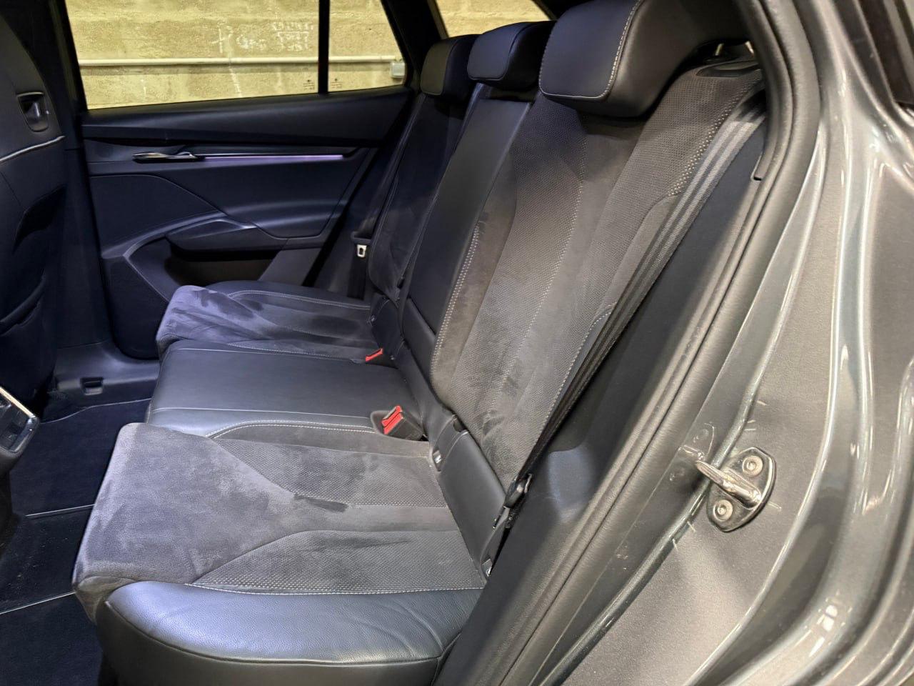 
								Skoda Enyaq IV 265CH VERSION 80X SPORTLINE full									