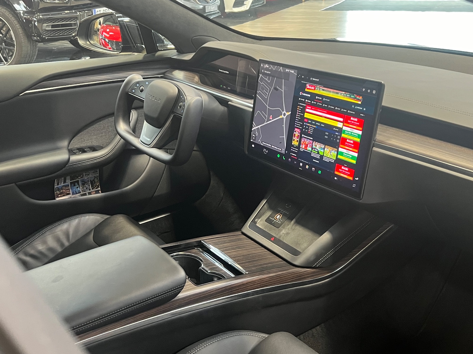 
								TESLA MODEL S (3) DUAL-MOTOR LONG RANGE AWD 100KWH full									