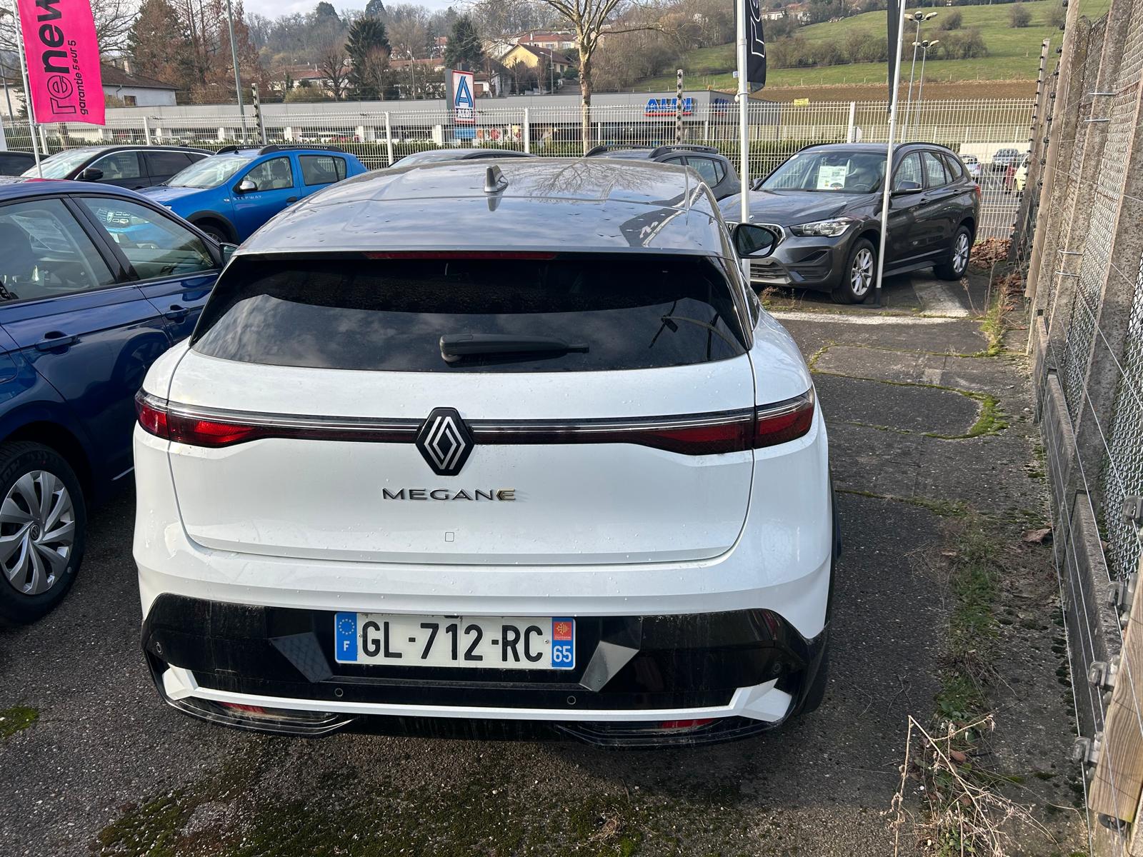 
								RENAULT Megane E-Tech EV60 220 ch optimum charge full									