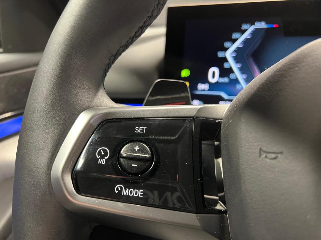 
								BMW I5 (G60) EDRIVE40 340 M SPORT 83.9 KWH full									