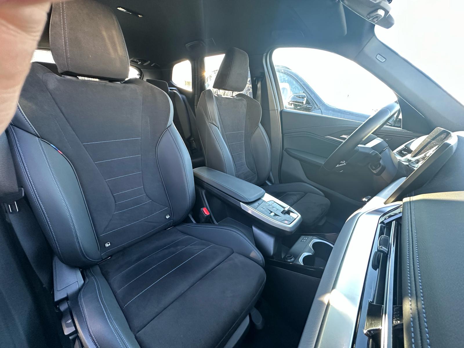 
								BMW IX1 (U11) XDRIVE30 313 M SPORT BVA 66.5 KWH full									