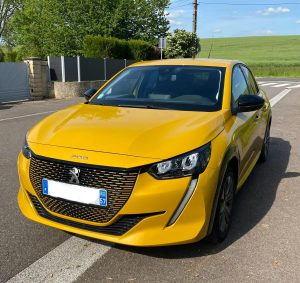 PEUGEOT 208 II (2) ELECTRIQUE 50 KWH 136 E-STYLE