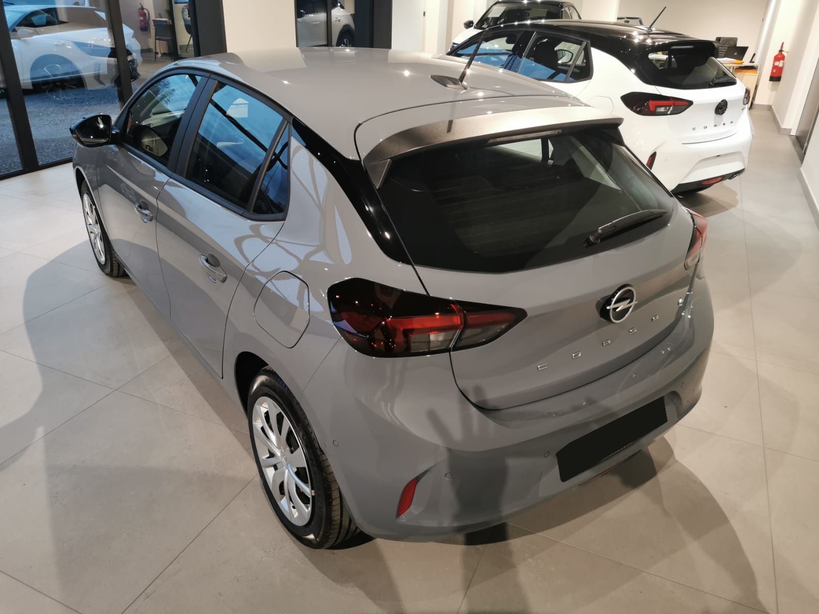 
								Opel Corsa full									