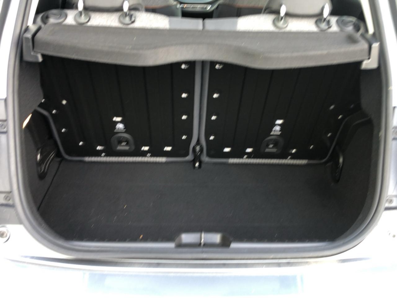 
								FIAT 500 III 42KWH 3CV ICONE PLUS full									