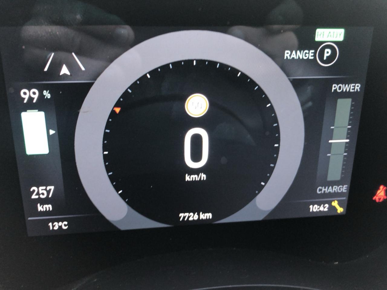 
								FIAT 500 III 42KWH 3CV ICONE PLUS full									