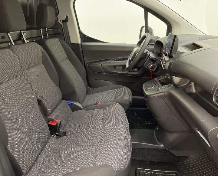 
								TOYOTA PROACE II (2) FOURGON MEDIUM 75KWH START full									