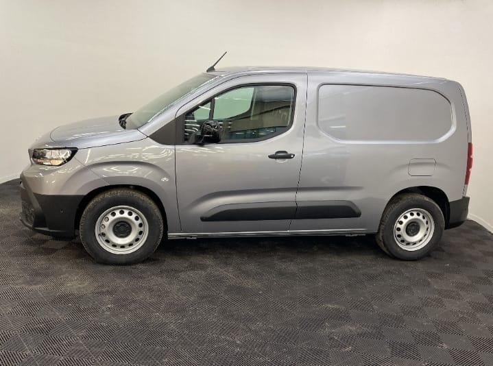 
								TOYOTA PROACE II (2) FOURGON MEDIUM 75KWH START full									