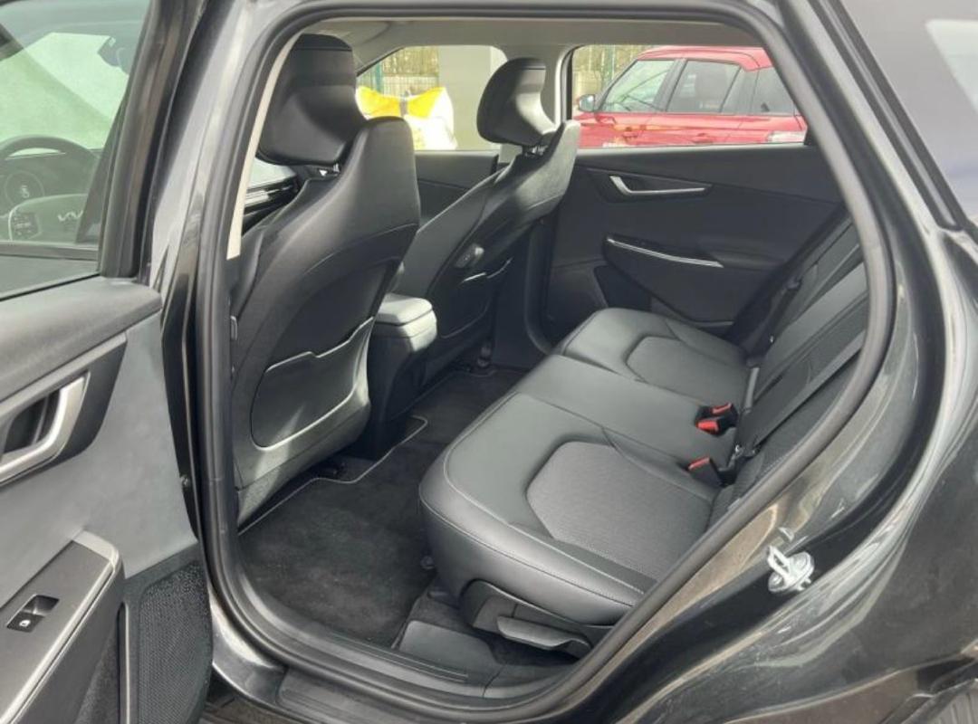
								KIA EV6 229 AIR ACTIVE 77.4KWH full									