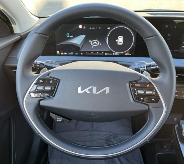 
								KIA EV6 229ch Air Active 2WD full									