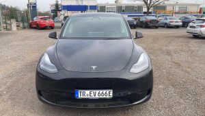Tesla Model Y Standard