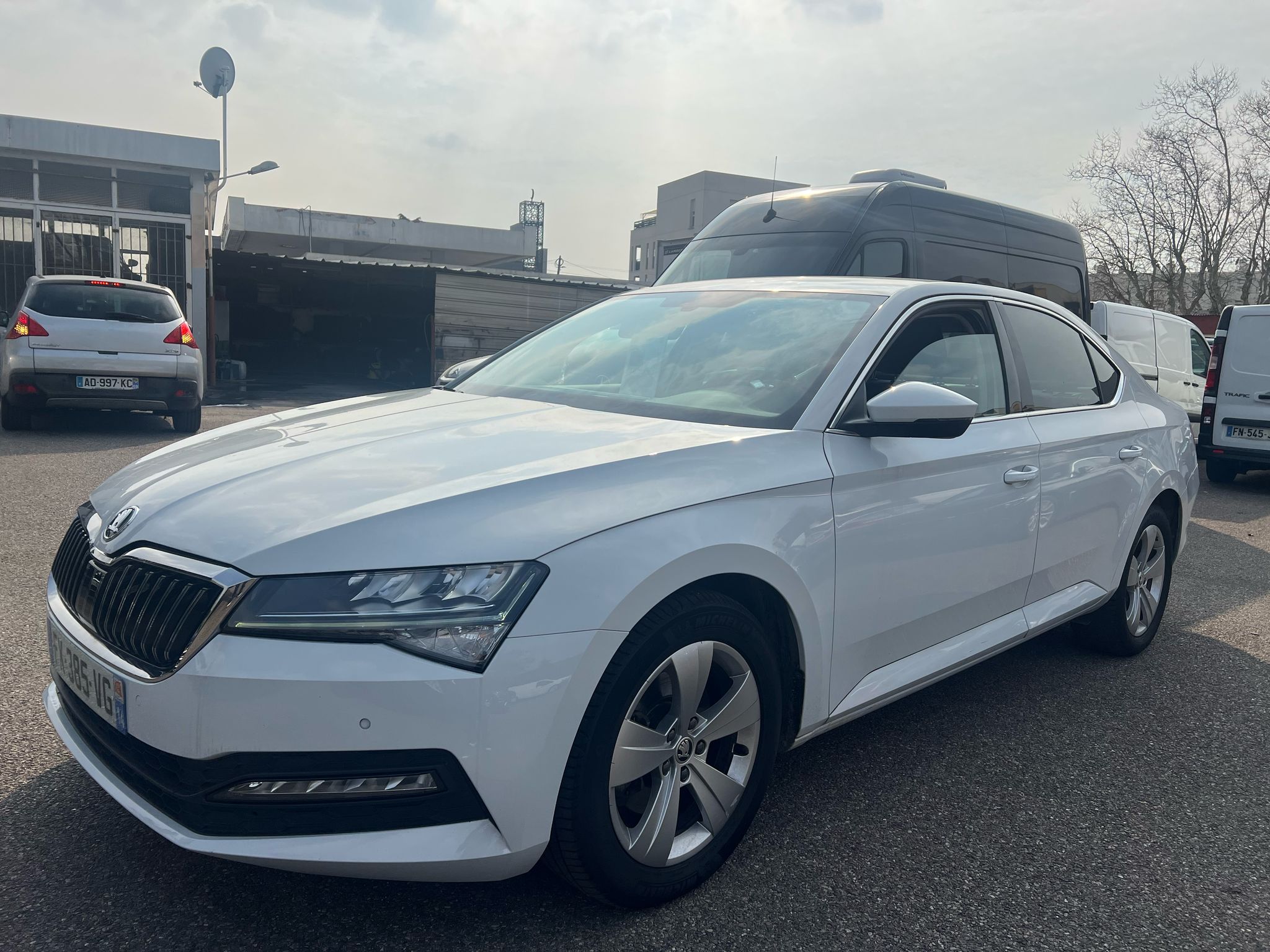 
								SKODA SUPERB III (2) 1.5 TSI 150 ACT BUSINESS DSG7 full									
